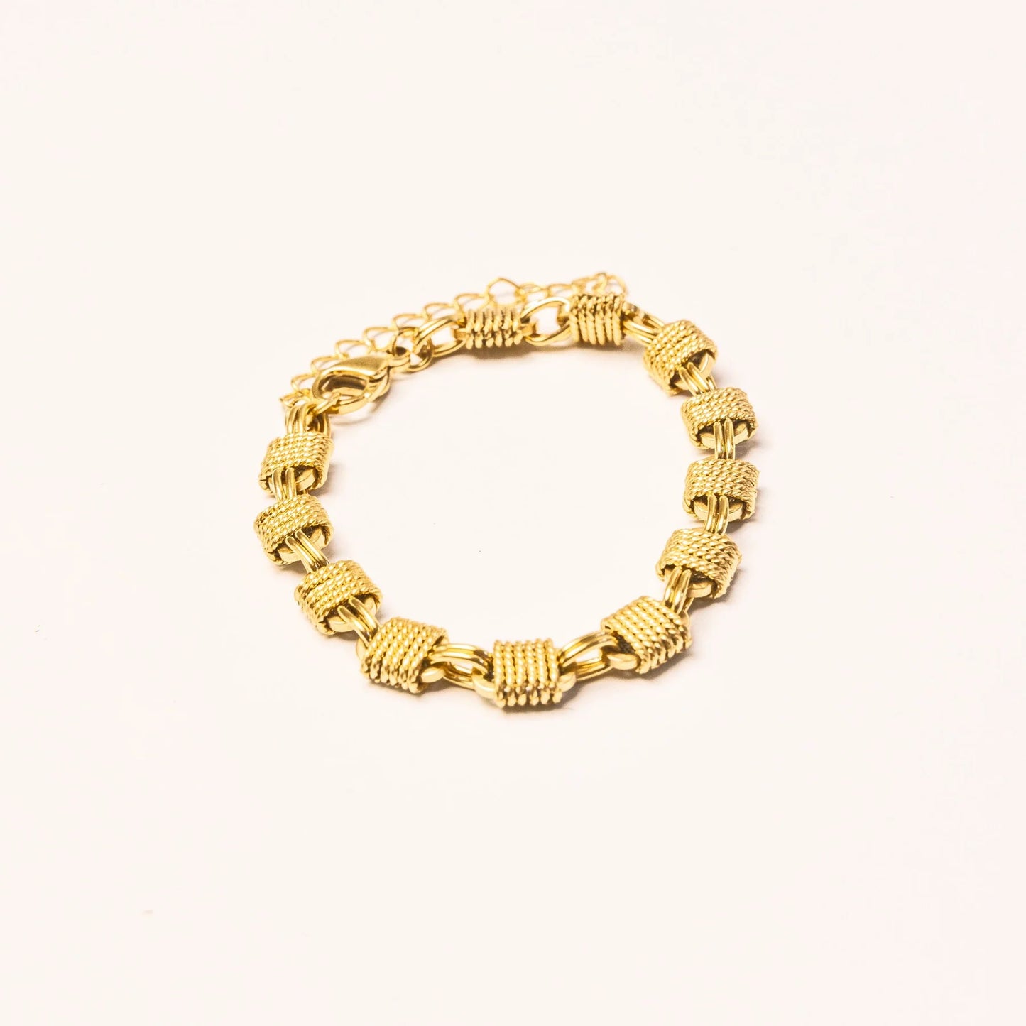 Mira Bracelet in 18k Gold Plated